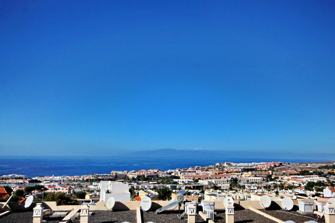 Apartament Cozy Townhouse With Ocean Views in Costa Adeje Zewnętrze zdjęcie